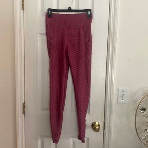Women’s rose pink textured leggings